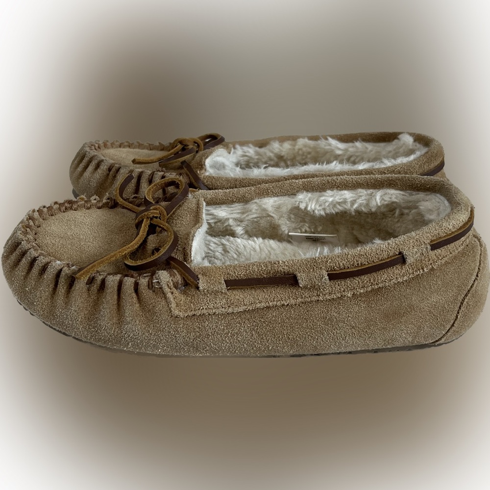 Minnetonka Kids Cally Suede Moccasin With Faux Trim Slippers Slip-On Size 3